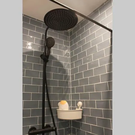 Apartment Nod Off In Neudorf! Cozy 2 Beds Near The Tram